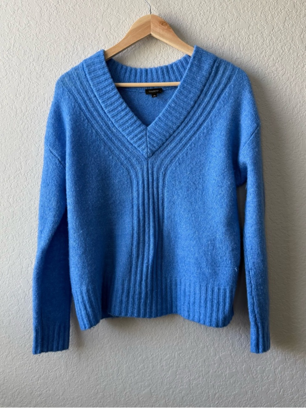 Talbots Bright Blue V-Neck Wool Blend Sweater with Ribbed Trim
